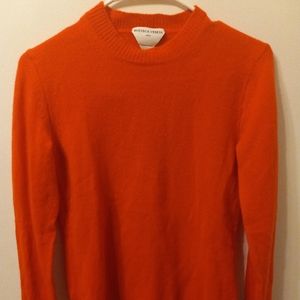 Bottega Veneta,Woman's sweater..size 36 euro. Good condition